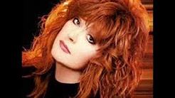 Alla Pugacheva _ Korallovye Busy,Golub Sizokryly, Алла Пугачева на Золотом Орфее - 1975, MERKHURY S CHILD SONG ARLEKINO 1975 SINGER ALLA PUGACHEVA.flv, FOLKMARATON - 829, 2 / Фолкмаратон - 829, 2, 27.12.2014, E' morta Moira Orfei. La Regina del Circo aveva 84 anni