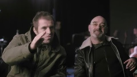 Liam Gallagher Brutally HUMILIATES Arctic Monkeys