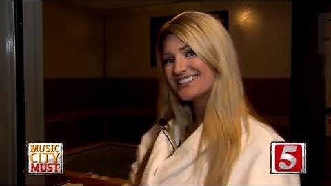 Music City Must - Float Nashville