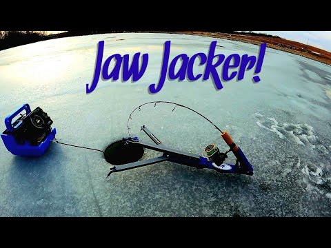 Setting Up a Jaw Jacker Tip up for the First Time! Epic Catch at the End!  #icefishing 