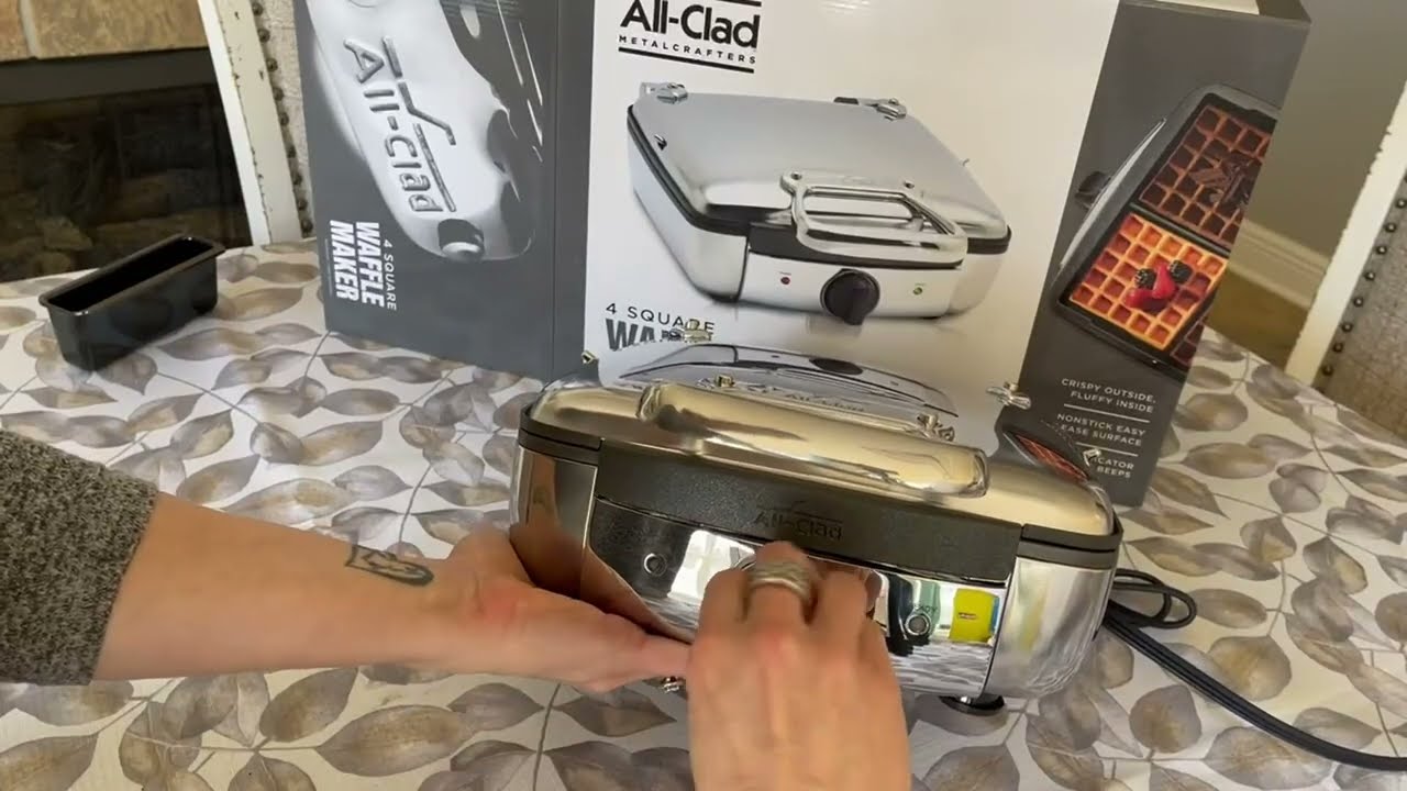 All Clad 2100046968 99010GT Stainless Steel Belgian Waffle Maker Review
