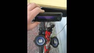 Bicicletta  con impianto stereo