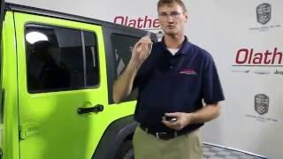 How to remove a hard top off of a Jeep Wrangler Tutorial