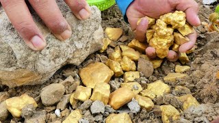 OMG! Biggest Gold Nugget worth Million hidden under stone at Mountain, Mining Exciting