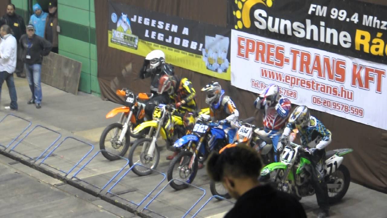 Nyíregyháza Terem krossz rajtceremónia.