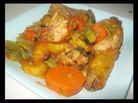 Chicken and Plantains - Poulet DG - African food