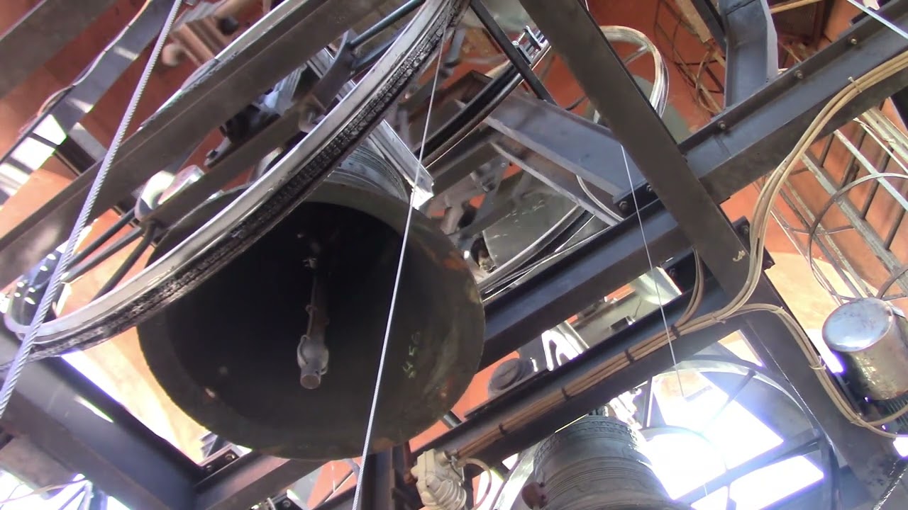 Le campane di Soresina (CR) - Chiesa Parrocchiale di S. Siro (18). video 996