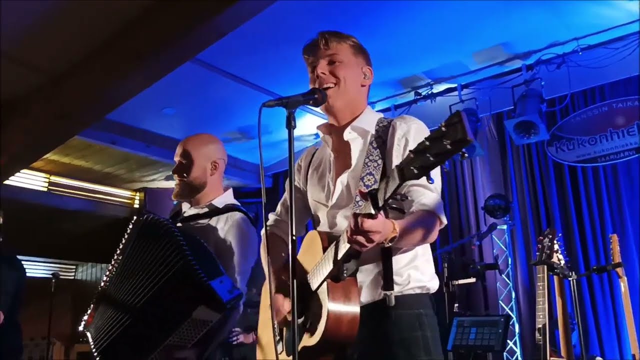 Komiat - Paha Vaanii