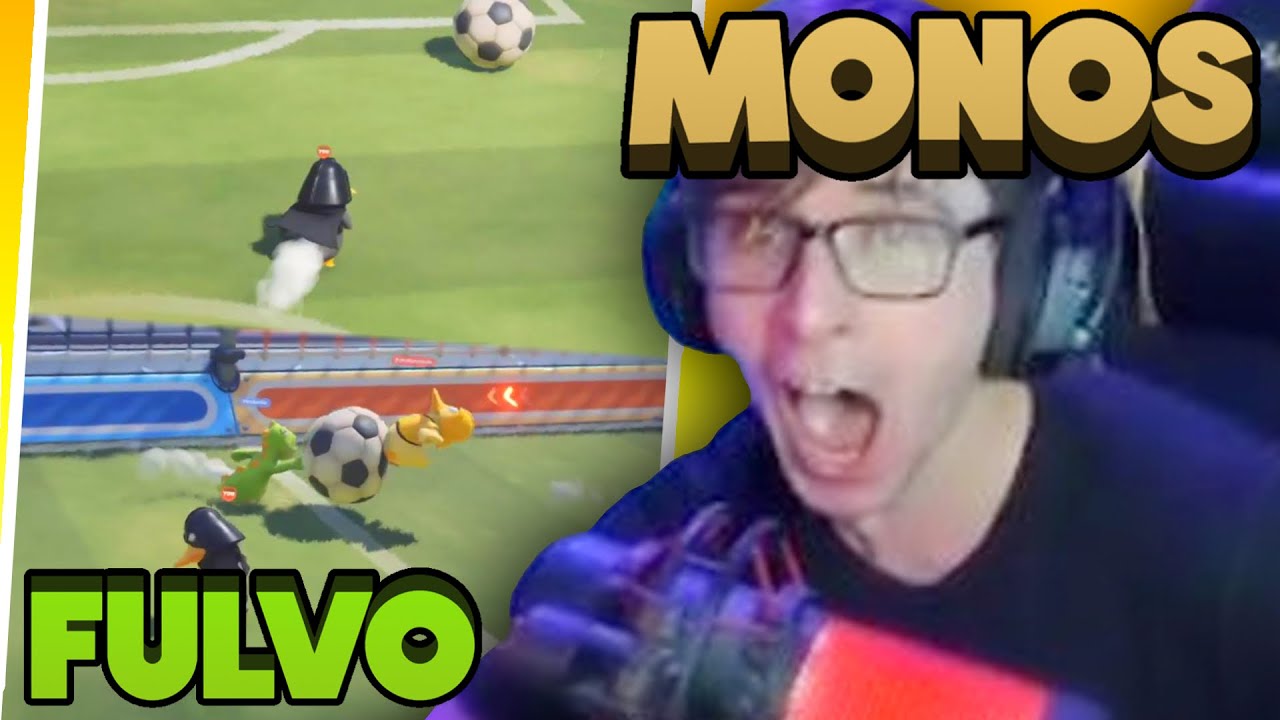 6 MONOS Y UNA BOCHA DE FUTBOL