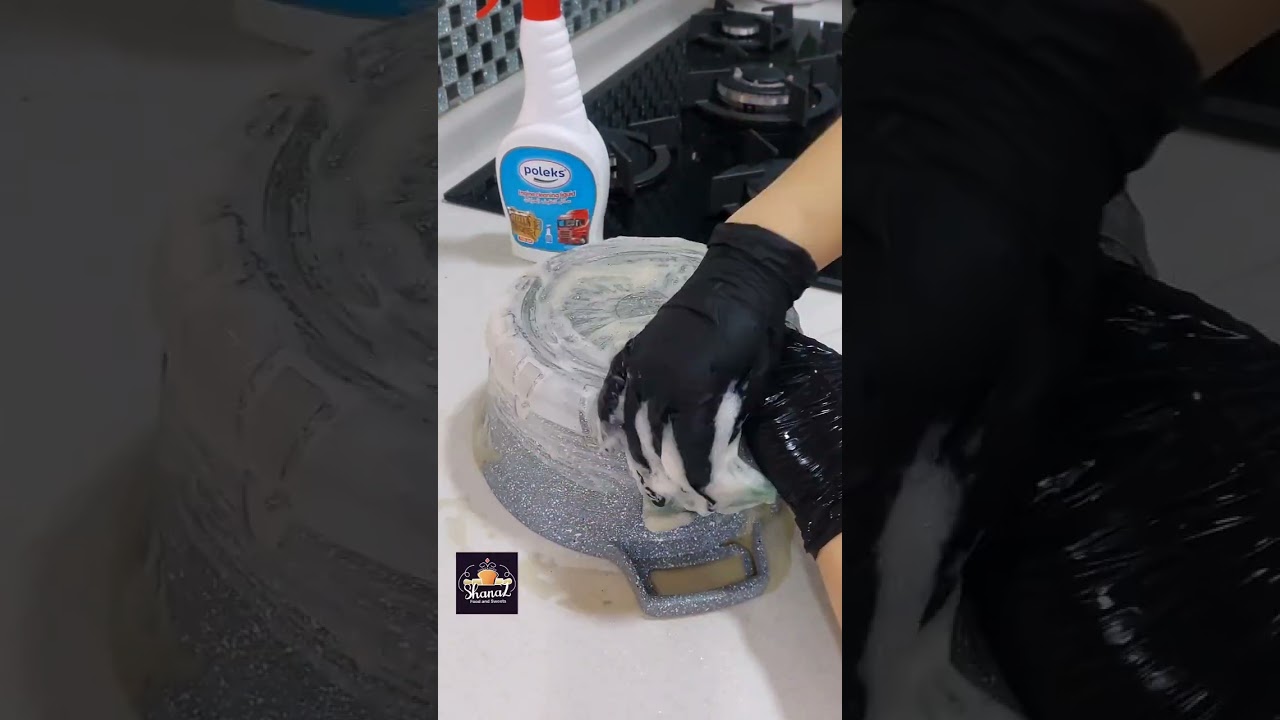 پاک کردنەوەی ژێر مەنجەڵی حەفر