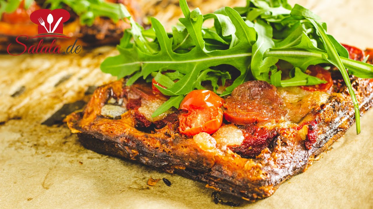 Super leckere Keto Pizza Chaffle I Käsewaffel mit Pizzabelag I Low Carb Rezept YouTube