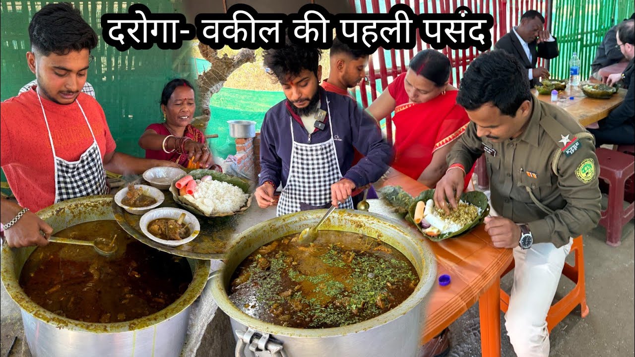 सिर्फ 2 घंटों में 50kg मटन ख़त्म हो जाता है।लोग मटन बनने से पहले पहुंच जाते हैं Mutton खाने।