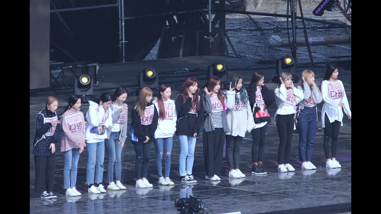 [4k] 180210 우주소녀 직캠 (WJSN) - 사복 리허설 대기중 @강릉 K-POP 월드 페스타(강릉원주대학교)/Fancam By 쵸리(Chori)