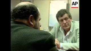 Actor launches internet based peace initiative