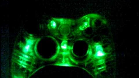 Clear XBOX 360 Controller with GREEN LED