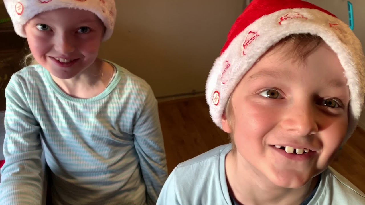 Pepperkake sangen, virker oppskriften eller ikke? Men Nissen kommer på besøk hos Oss!