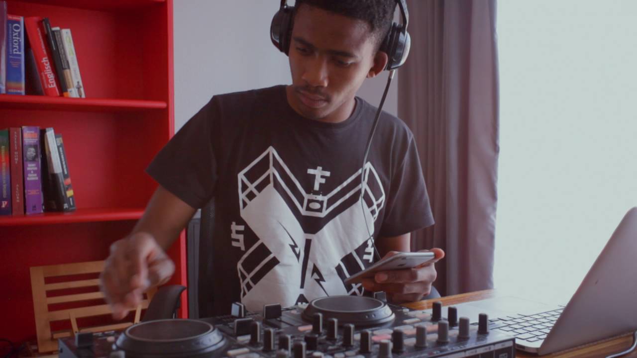 Only Beats Should Drop Not Networks JustSwitch YouTube