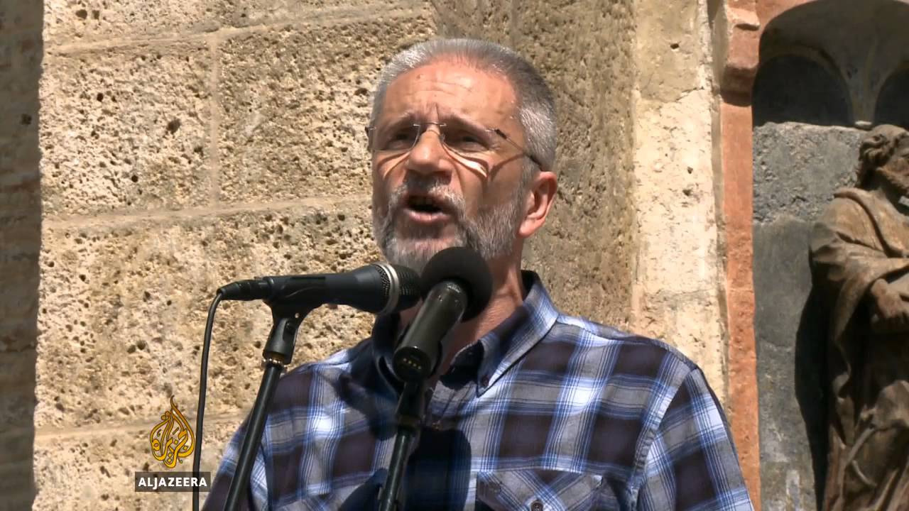 عمال شركة INA يعارضون اتفاقية العمل الجماعي - قناة الجزيرة البلقان