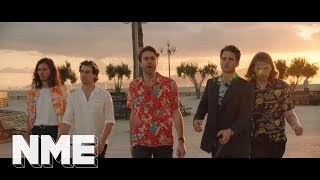 Miniatura del video "The Vaccines - 'I Can’t Quit' | Song Stories"