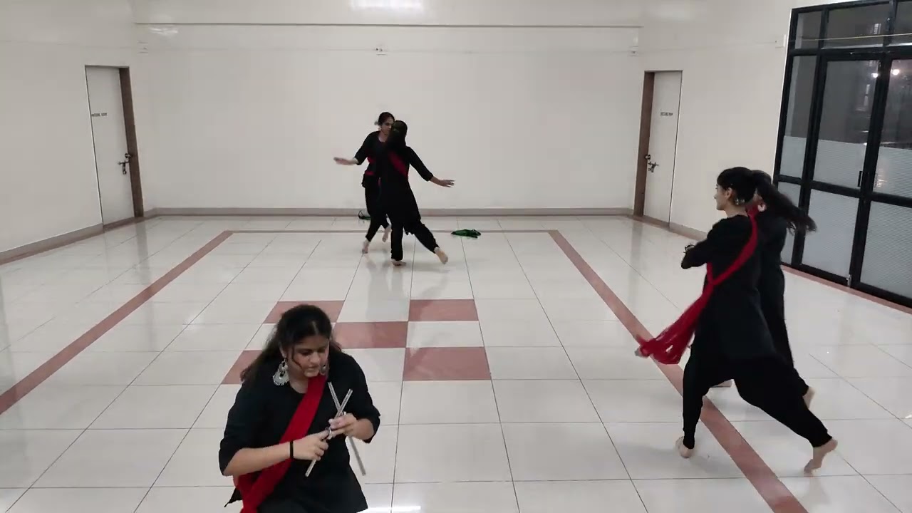 apsaraali|dholida|kurchi madhattapeti|dancefusion|rehearsal|groupdance|hiphop|garba