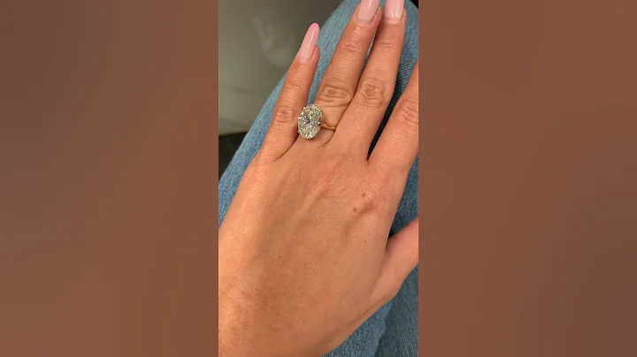 Stunning #oval #diamond #engagementring #shorts