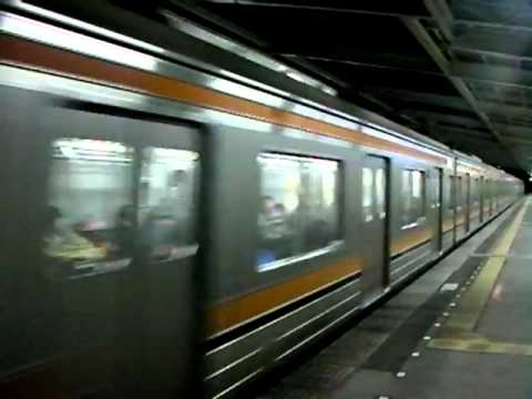 ２０５系東京行き快速　市川大野発車