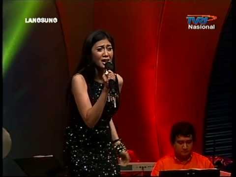 Erie Suzan - Harus ( Fantastik Dangdut TVRI 30-5-2013 )