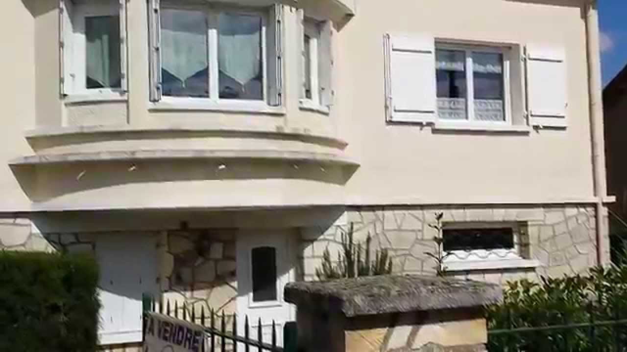 R3911b vendredi sur mer larme à gauche