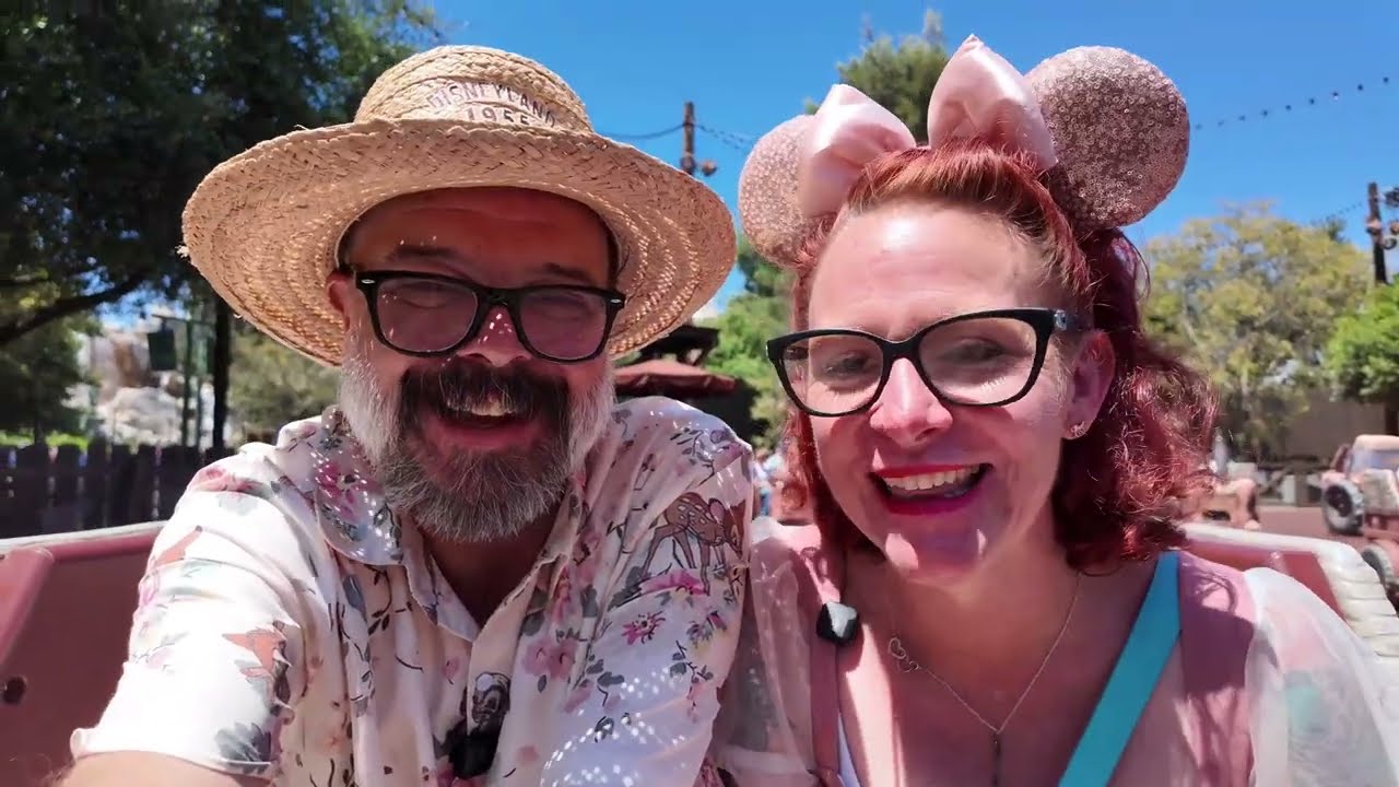 PIN TRADING! & Shak'in it up @ DCA!