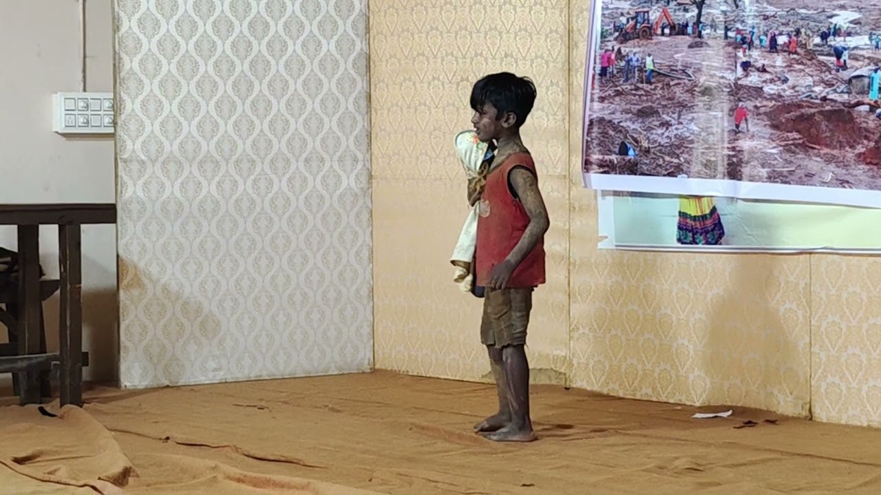 ഉരുൾപൊട്ടലിൽ ഒറ്റപ്പെട്ടുപോയ  രണ്ടിളം ജീവിതങ്ങൾ 😭💔#fancydress #viralshorts #youtubeshort #wayanad 