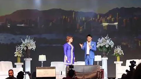 Kapil Sharma with Christy Clark in Vancouver,  Can...