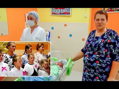 Видео: Ребенок Барбары Коппель родился