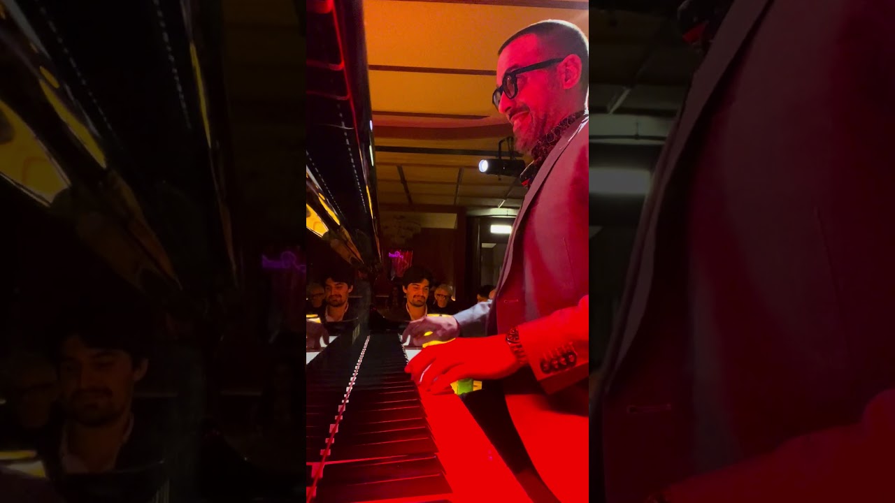 A little tribute to the great Chico Marx