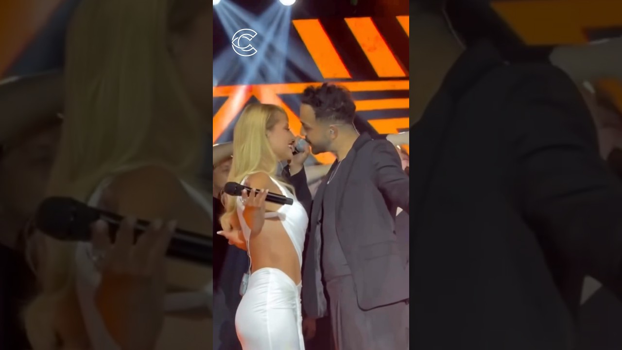 Derya Uluğ & Asil Gök - Yansıma (Live) 