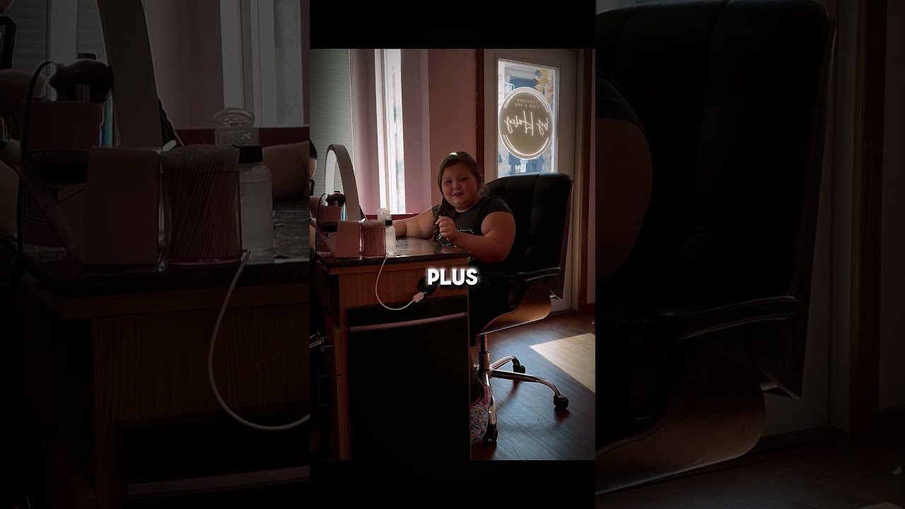 7 Year Old Steals Her Mom S Credit Card And Spends Over 250 On New Nails Spoiled Ungrateful
