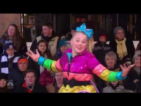 [HD] JoJo Siwa - Kid In A Candy Store (Macy's Thanksgiving Day Parade 2017)