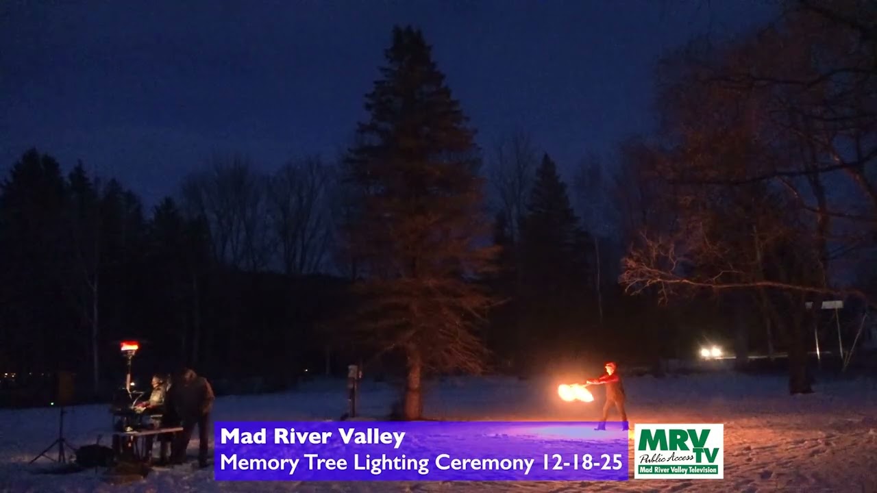 Церемония зажжения Памятной елки в долине Мад-Ривер 18.12.2025