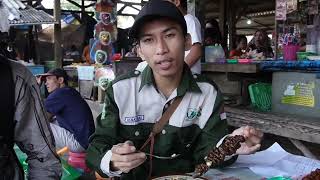 Download Lagu Hunting Traditional Food At Pasa Sore Karang Randu MP3