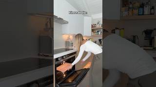 I Rinse My Hands Every Second When I Cook