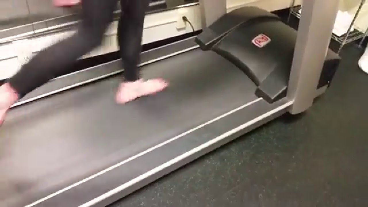 Heimtrainer Vergleich: Laufbänder, Kraftstationen, Ergometer & mehr