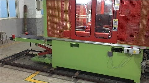 Automatic Sand Core Shooting Machine is working and running, function test is in progress(PN1A02S B)