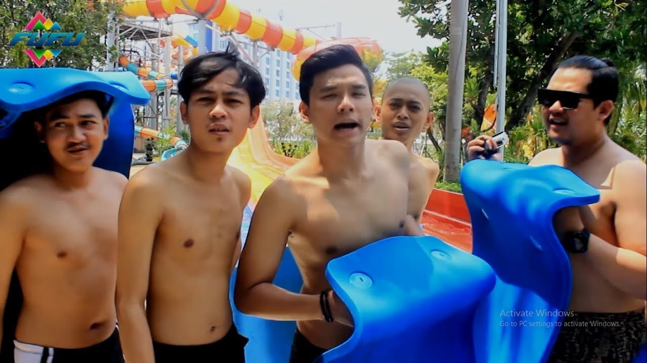 LO HARUS COBA BERENANG DISINI !! | ATLANTIS 
