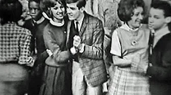 American Bandstand 1963 – TOP 10 – Sally, Go 'Round The Roses, The Jaynetts American Bandstand 1963 – TOP 10 – Sally, Go 'Round The Roses, The Jaynetts