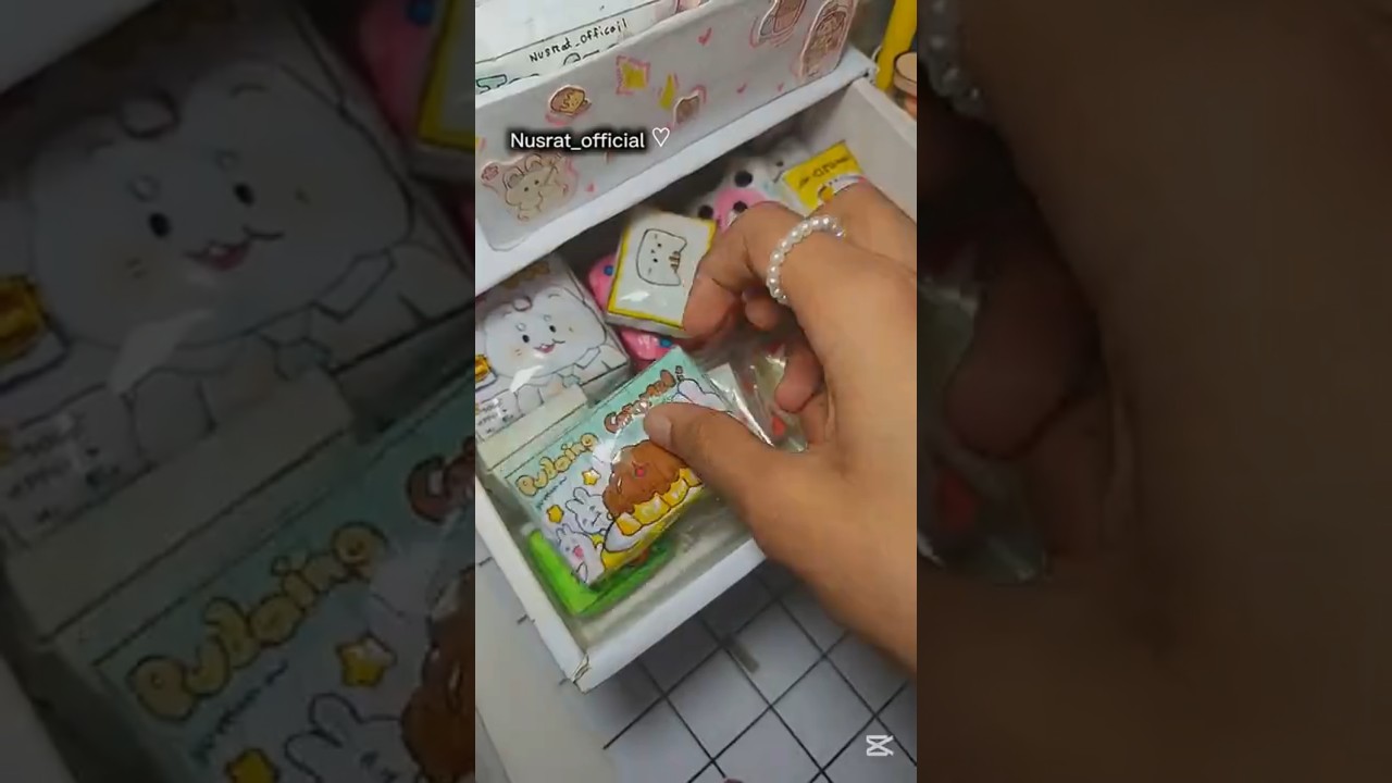 DIY paper squishy💅🏼🍥💖{subscribe} for more 