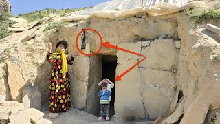 Женщина-кочевница-художница: строительство каменного памятника, возвращающего нас в древние времена