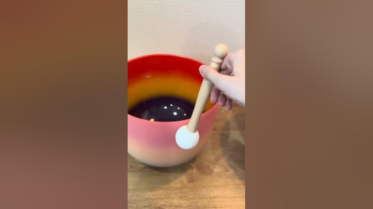 Радужные хрустальные поющие чаши - YouTube