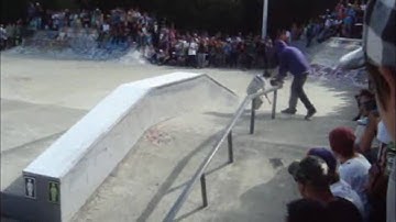 Girl Outbackwards Demo - Manukau Skatepark, New Zealand