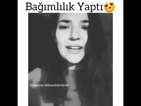 Tuğçe Kandemir (Bu şarkı patlar)  • Instagram  videoları