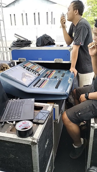 cek sound gilga nanti malam live de colomadoe