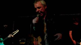 TV Smith &amp; The Bored Teenagers - Useless / Tomahawk Cruise (11.5.2017 in Wild at Heart, Berlin)